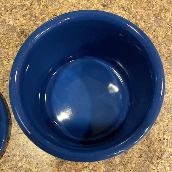 Longaberger Pint Crock With Lid / Coaster Cornflower Blue Pottery - Picture 4 of 17